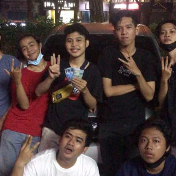 Cuplikan layar 2025-11-17 154821